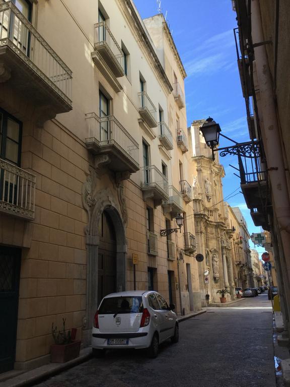 Scabi Apartments Trapani Eksteriør bilde