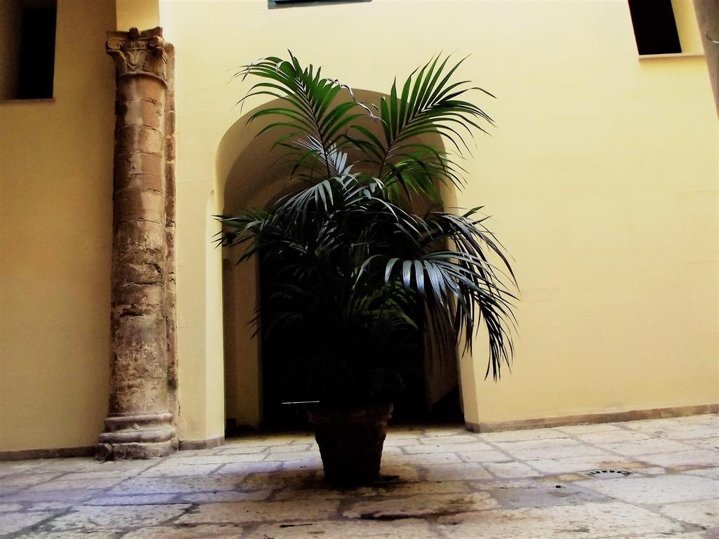 Scabi Apartments Trapani Eksteriør bilde